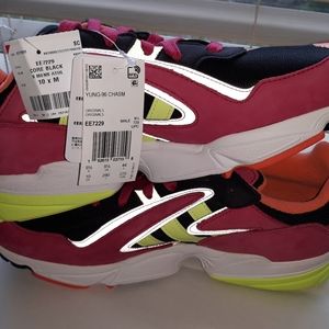 ADIDAS YUNG-96 CHASM EE7229